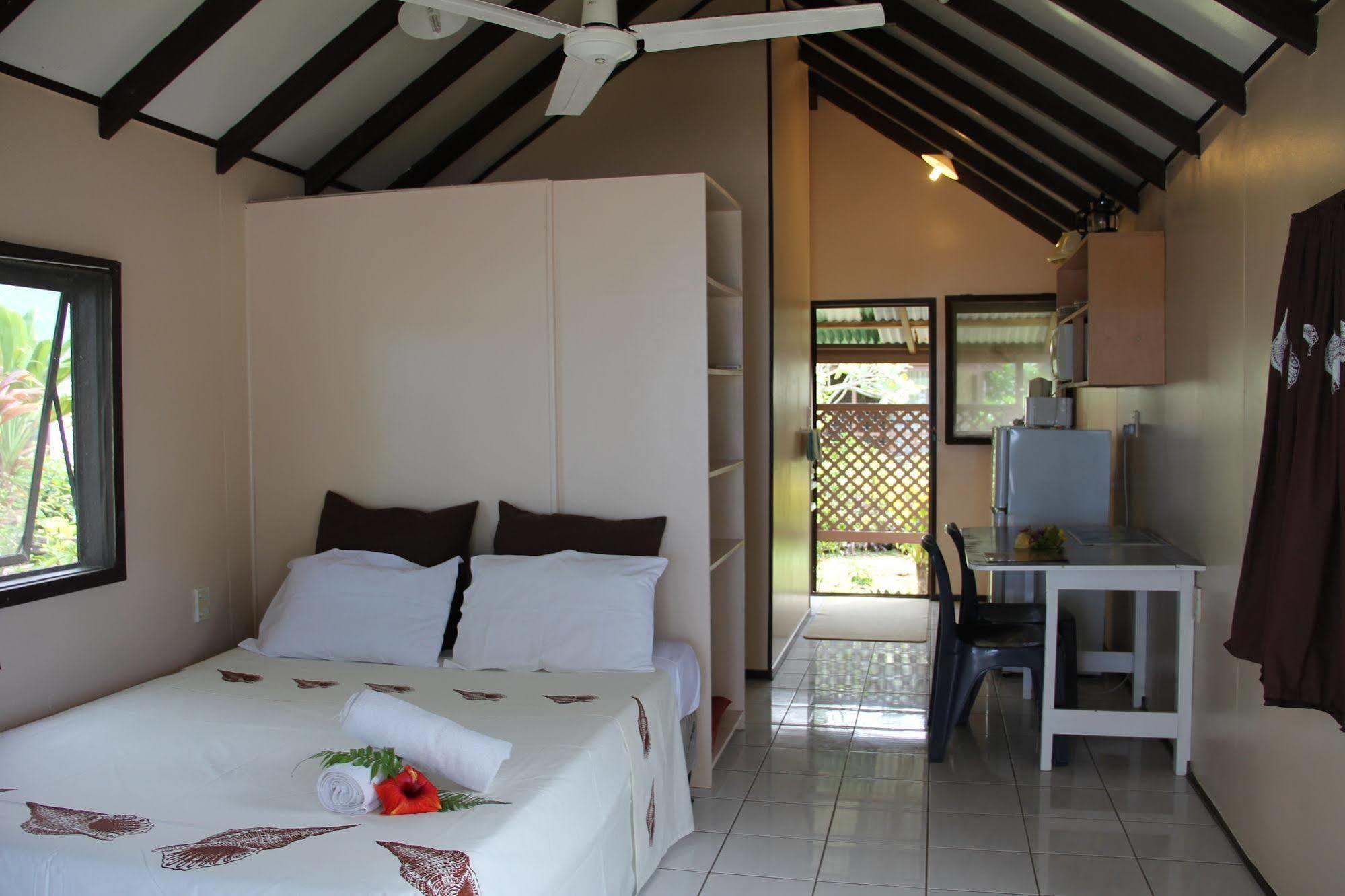 Aroko Bungalows Villa Avarua Exterior foto